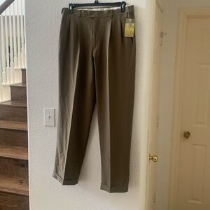 Covington Dress pant for men in size 34x32